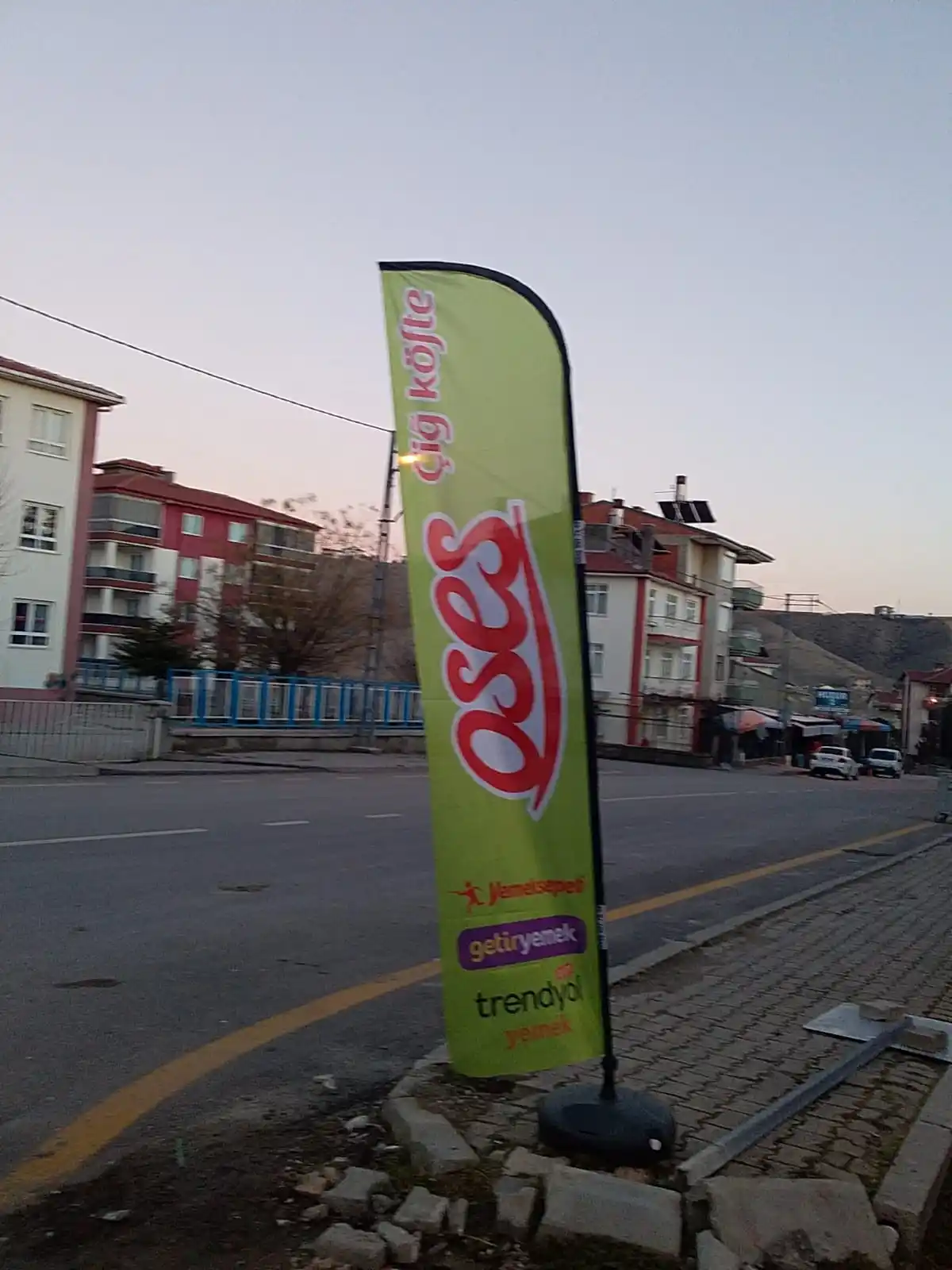 cig-kofteci-yelken-bayragi-34