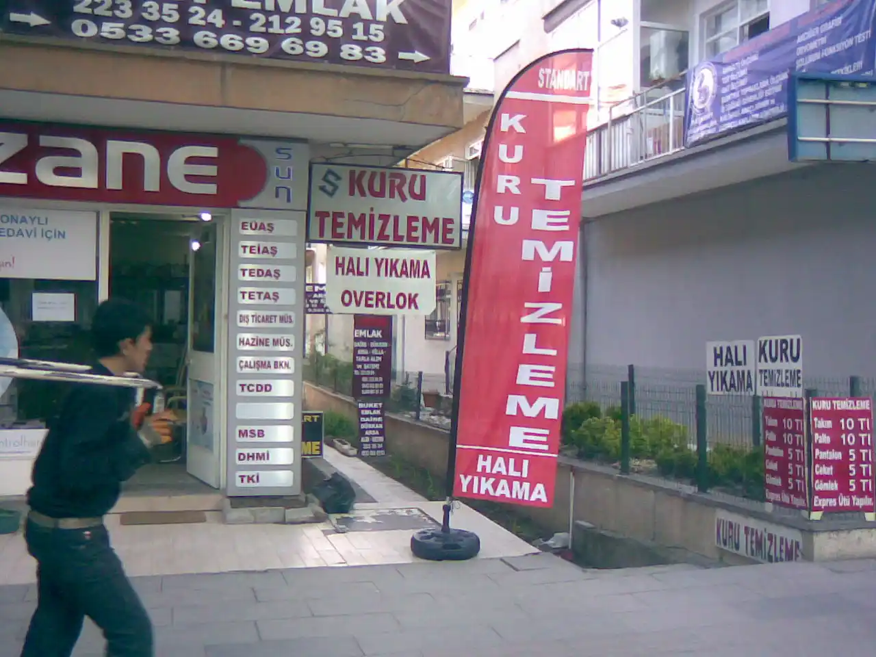 kuru-temizlemeci-yelken-bayragi-4