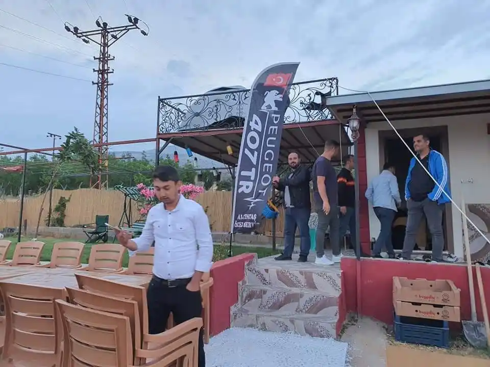 oto-funclub-yelken-bayragi-9