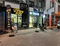 oto-kiralama-yelken-bayragi-16